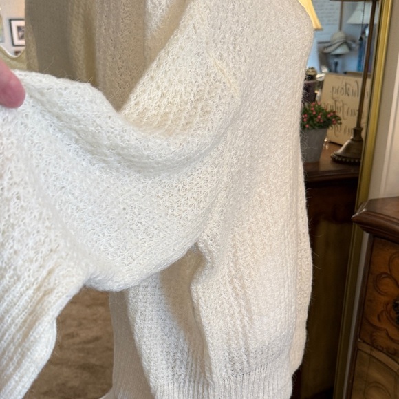 Zara Ivory Acrylic/Alpaca Blend Turtleneck Sweater - Picture 3 of 10